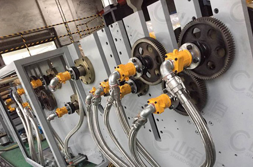 JF型薄膜挤出机机械密封旋转接头应用案例 JF型薄膜挤出机机械密封旋转接头应用案例